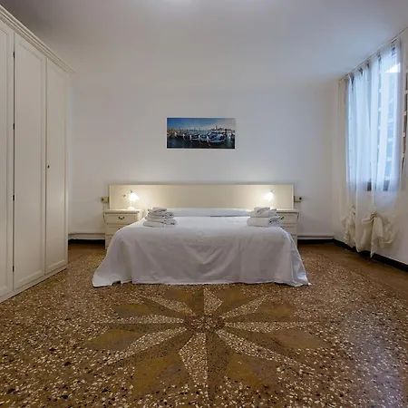 Apartment R3 Pearl Venedig