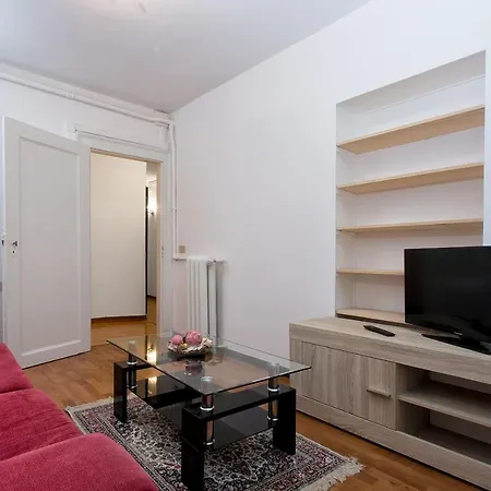 R3 Pearl Apartment *